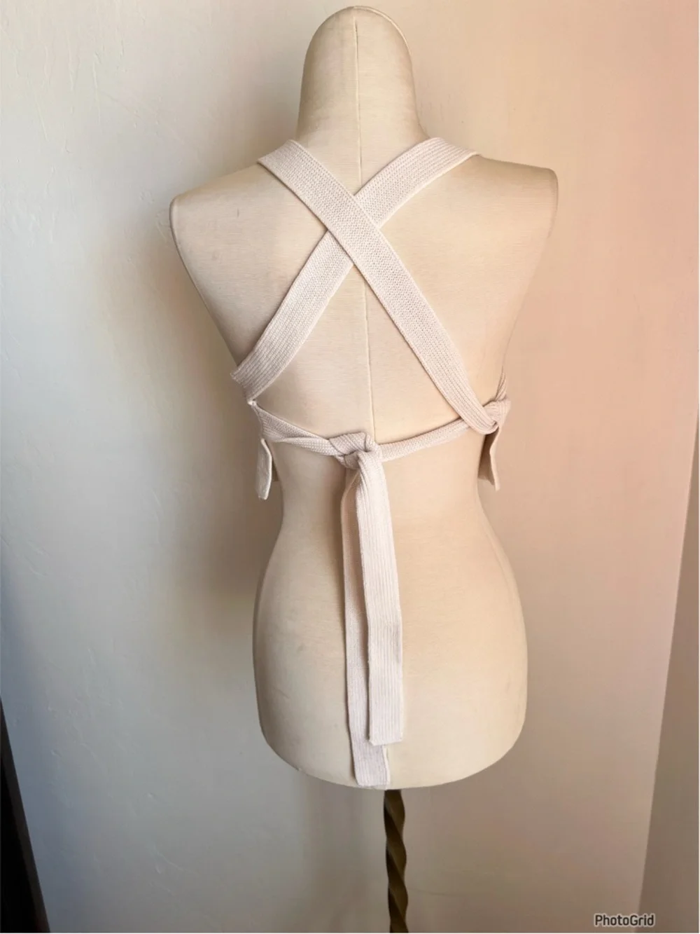 Aritizia Wilfred Cayenne Tie Back Cream Tank - Picture 3 of 5